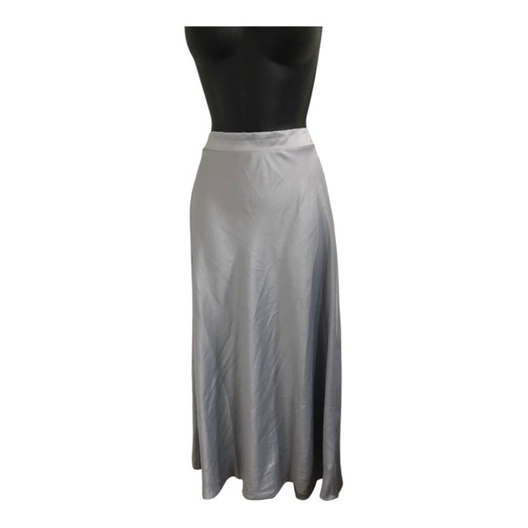 Beautiful silver metallic banded waist bias cut satin effect maxi skirt size M - Picture 8 of 11